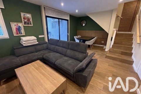 4 bedrooms townhouse for sale in Reus, Tarragona, Catalonia, Spain № 8975 - photo 9