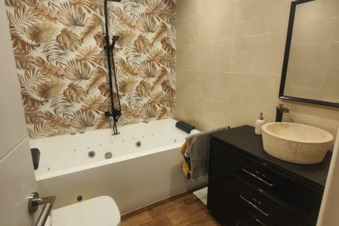 4 bedrooms townhouse for sale in Reus, Tarragona, Catalonia, Spain № 8975 - photo 5