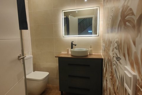 4 bedrooms townhouse for sale in Reus, Tarragona, Catalonia, Spain № 8975 - photo 25
