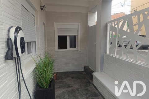 4 bedrooms townhouse for sale in Reus, Tarragona, Catalonia, Spain № 8975 - photo 3