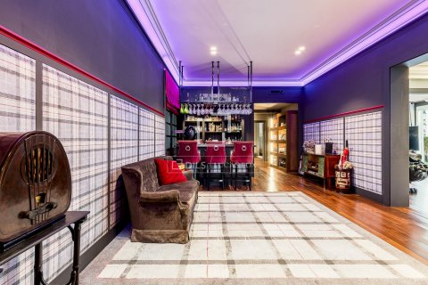 Купить квартиру в Барселона, Испания с 7 спален, 563м², № 8971 - фото 13