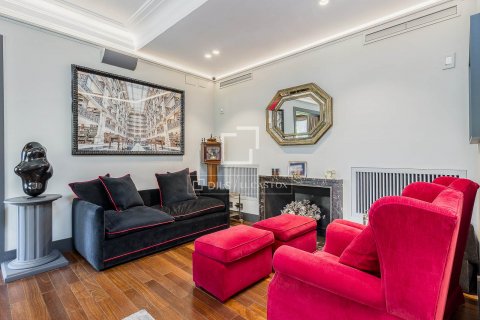 Купить квартиру в Барселона, Испания с 7 спален, 563м², № 8971 - фото 5