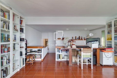 3 bedrooms villa for rent in Barcelona, Catalonia, Spain № 8973 - photo 2