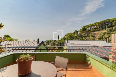 3 bedrooms villa for rent in Barcelona, Catalonia, Spain № 8973 - photo 14