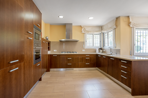 4 bedrooms villa for sale in Lloret de Mar, Girona, Catalonia, Spain № 8974 - photo 19