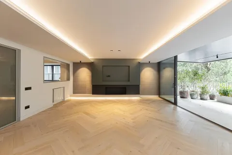 4 bedrooms apartment for sale in Barcelona, Catalonia, Spain № 1781 - photo 3