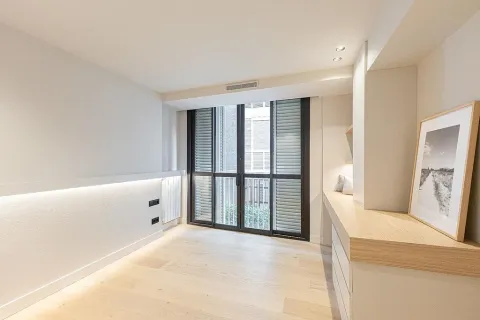 4 bedrooms apartment for sale in Barcelona, Catalonia, Spain № 1781 - photo 27