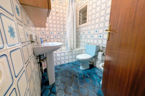 3 bedrooms apartment for sale in Sants-Montjuic, Barcelona, Catalonia, Spain № 2193 - photo 8