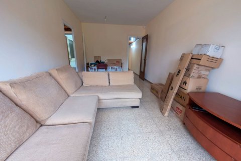3 bedrooms apartment for sale in Sants-Montjuic, Barcelona, Catalonia, Spain № 2194 - photo 3
