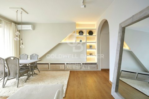 Apartamento de 2 dormitorios en venta en Barcelona, Cataluña, Spain № 5624 - foto 3