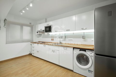 Apartamento de 2 dormitorios en venta en Barcelona, Cataluña, Spain № 5624 - foto 10
