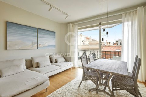 Apartamento de 2 dormitorios en venta en Barcelona, Cataluña, Spain № 5624 - foto 5
