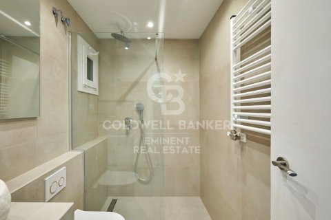 Apartamento de 2 dormitorios en venta en Barcelona, Cataluña, Spain № 5624 - foto 18