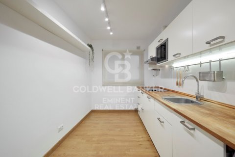 Apartamento de 2 dormitorios en venta en Barcelona, Cataluña, Spain № 5624 - foto 11