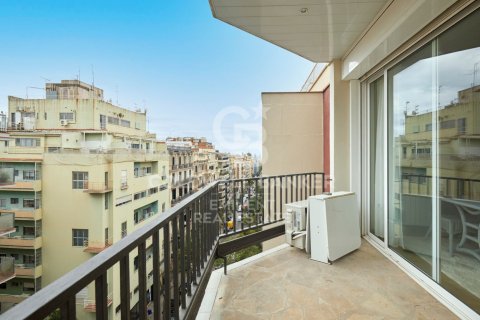 Apartamento de 2 dormitorios en venta en Barcelona, Cataluña, Spain № 5624 - foto 26