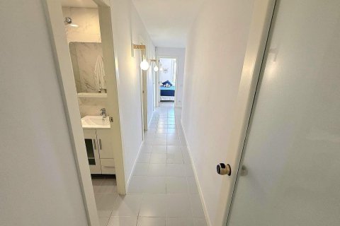 Apartamento de 3 dormitorios en venta en Calafell, Tarragona, Cataluña, Spain № 7642 - foto 11