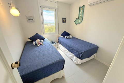 Apartamento de 3 dormitorios en venta en Calafell, Tarragona, Cataluña, Spain № 7642 - foto 17