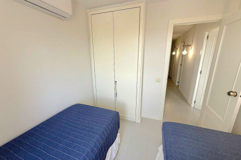Apartamento de 3 dormitorios en venta en Calafell, Tarragona, Cataluña, Spain № 7642 - foto 18