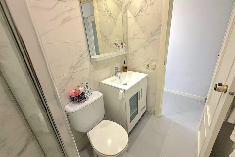 Apartamento de 3 dormitorios en venta en Calafell, Tarragona, Cataluña, Spain № 7642 - foto 13