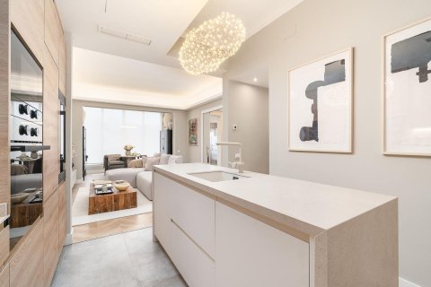 3 bedrooms apartment for sale in Barcelona, Catalonia, Spain № 8130 - photo 7