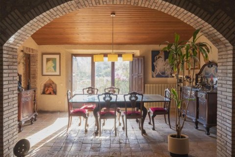 12 bedrooms house for sale in Catalonia, Spain № 8129 - photo 4