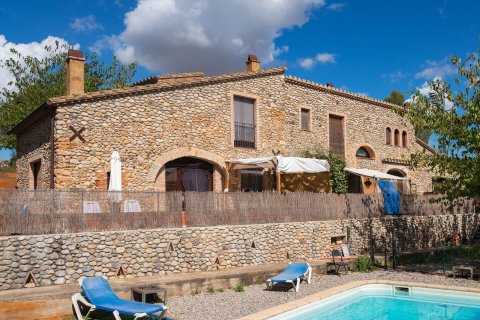 12 bedrooms house for sale in Catalonia, Spain № 8129 - photo 2