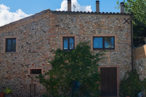 12 bedrooms house for sale in Catalonia, Spain № 8129 - photo 7