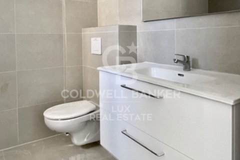 Сasa de 4 dormitorios en venta en Empuriabrava, Gerona, Cataluña, Spain № 5968 - foto 4