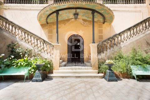 5 bedrooms house for sale in Barcelona, Catalonia, Spain № 5972