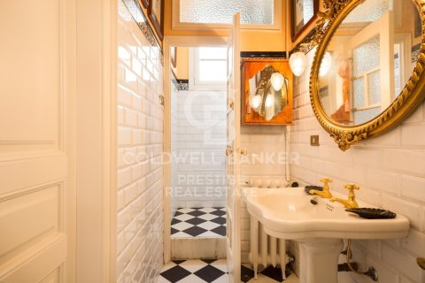 5 bedrooms house for sale in Barcelona, Catalonia, Spain № 5972 - photo 13