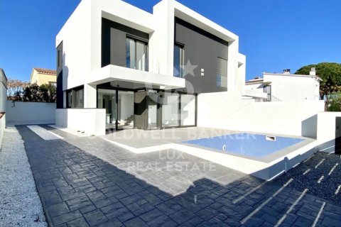 4 bedrooms house for sale in Empuriabrava, Girona, Catalonia, Spain № 5969