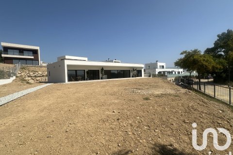 Сasa de 4 dormitorios en venta en Sant Esteve Sesrovires, Barcelona, Cataluña, Spain № 4846 - foto 4