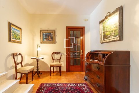 6 bedrooms villa for sale in Sant Just Desvern, Barcelona, Catalonia, Spain № 3942 - photo 9