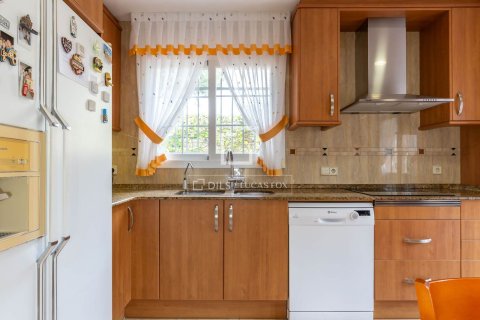 6 bedrooms villa for sale in Sant Just Desvern, Barcelona, Catalonia, Spain № 3942 - photo 25