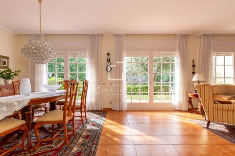 6 bedrooms villa for sale in Sant Just Desvern, Barcelona, Catalonia, Spain № 3942 - photo 14