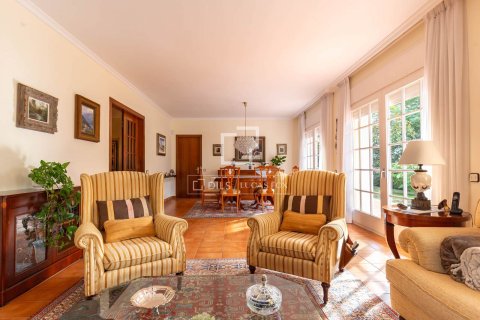 6 bedrooms villa for sale in Sant Just Desvern, Barcelona, Catalonia, Spain № 3942 - photo 13