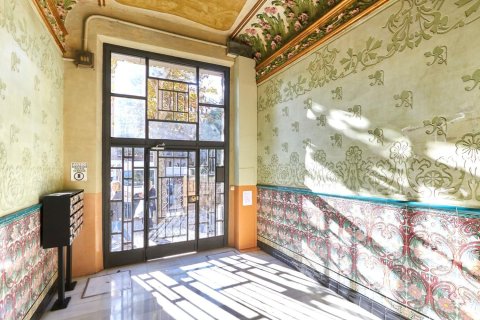 2 bedrooms apartment for sale in Barcelona, Catalonia, Spain № 6186 - photo 21