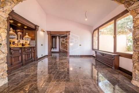 4 bedrooms villa for sale in Blanes, Girona, Catalonia, Spain № 919 - photo 13