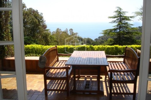 7 bedrooms villa for sale in Blanes, Girona, Catalonia, Spain № 917 - photo 4