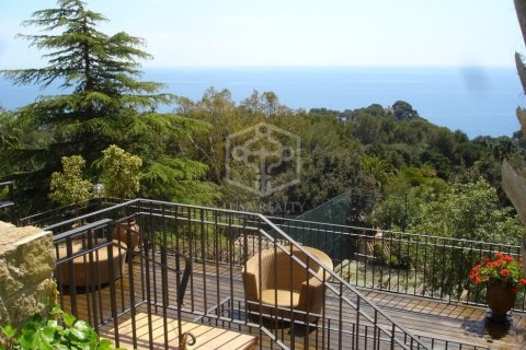 7 bedrooms villa for sale in Blanes, Girona, Catalonia, Spain № 917 - photo 7