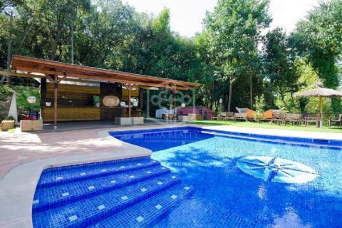 Купить коммерческую недвижимость в Барселона, Испания с 12 спален, 2299м², № 918 - фото 22
