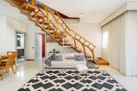 3 bedrooms penthouse for sale in Barcelona, Catalonia, Spain № 8650 - photo 8