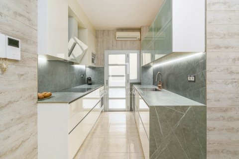 3 bedrooms penthouse for sale in Barcelona, Catalonia, Spain № 8650 - photo 26