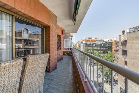 3 bedrooms penthouse for sale in Barcelona, Catalonia, Spain № 8650