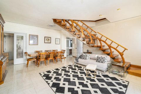 3 bedrooms penthouse for sale in Barcelona, Catalonia, Spain № 8650 - photo 7