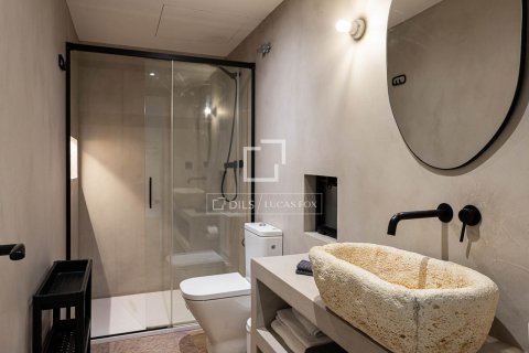1 bedroom apartment for sale in Barcelona, Catalonia, Spain № 8647 - photo 15
