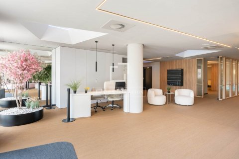 3 bedrooms apartment for sale in Barcelona, Catalonia, Spain № 8651 - photo 18