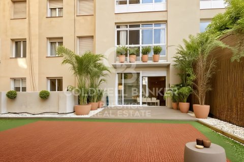 3 bedrooms apartment for sale in Barcelona, Catalonia, Spain № 7846