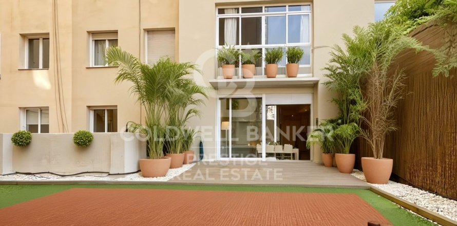 3 bedrooms apartment for sale in Barcelona, Catalonia, Spain № 7846
