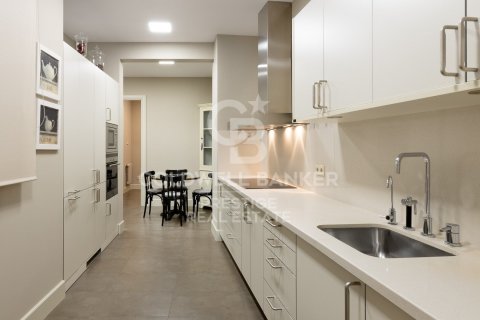 3 bedrooms apartment for sale in Barcelona, Catalonia, Spain № 6071 - photo 9
